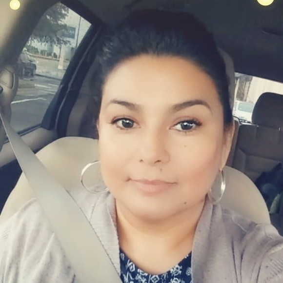 Meet your Posher, Alba - Picture 1 of 1